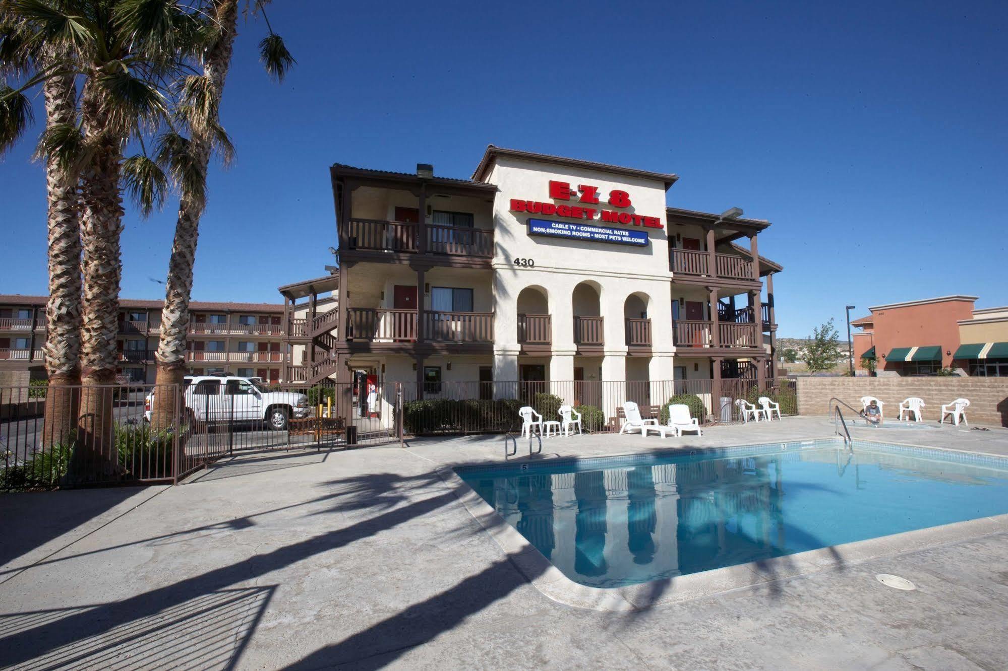 Palms Inn & Suites Palmdale Extérieur photo